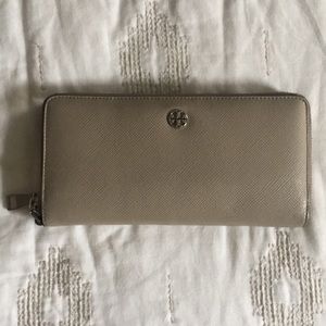 Tory Burch travel wallet